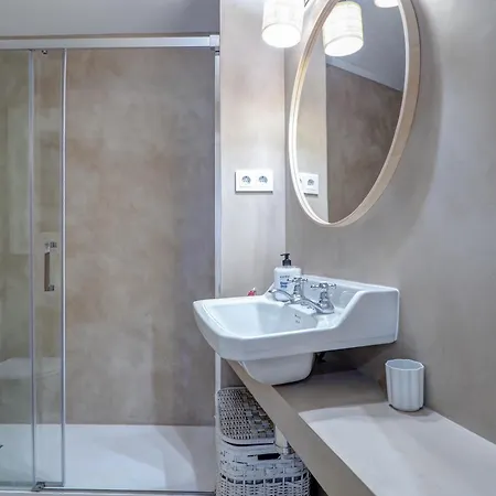 Red Velvet By Hello Homes *