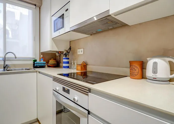 Red Velvet By Hello Homes * سيدجيس