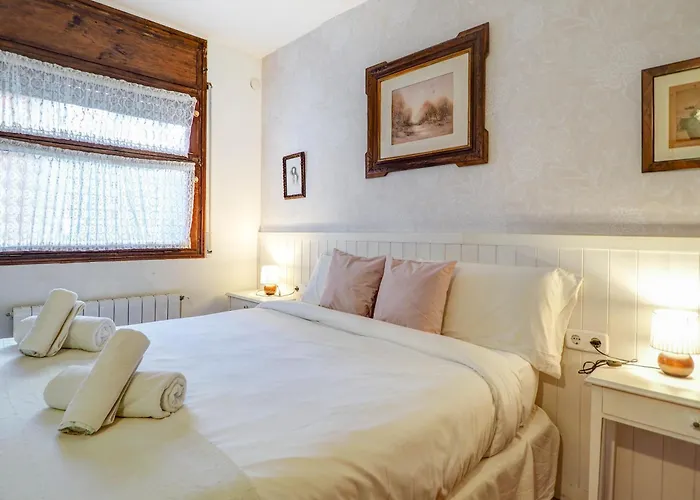 Red Velvet By Hello Homes * Σίτζες