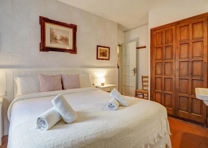 Red Velvet By Hello Homes